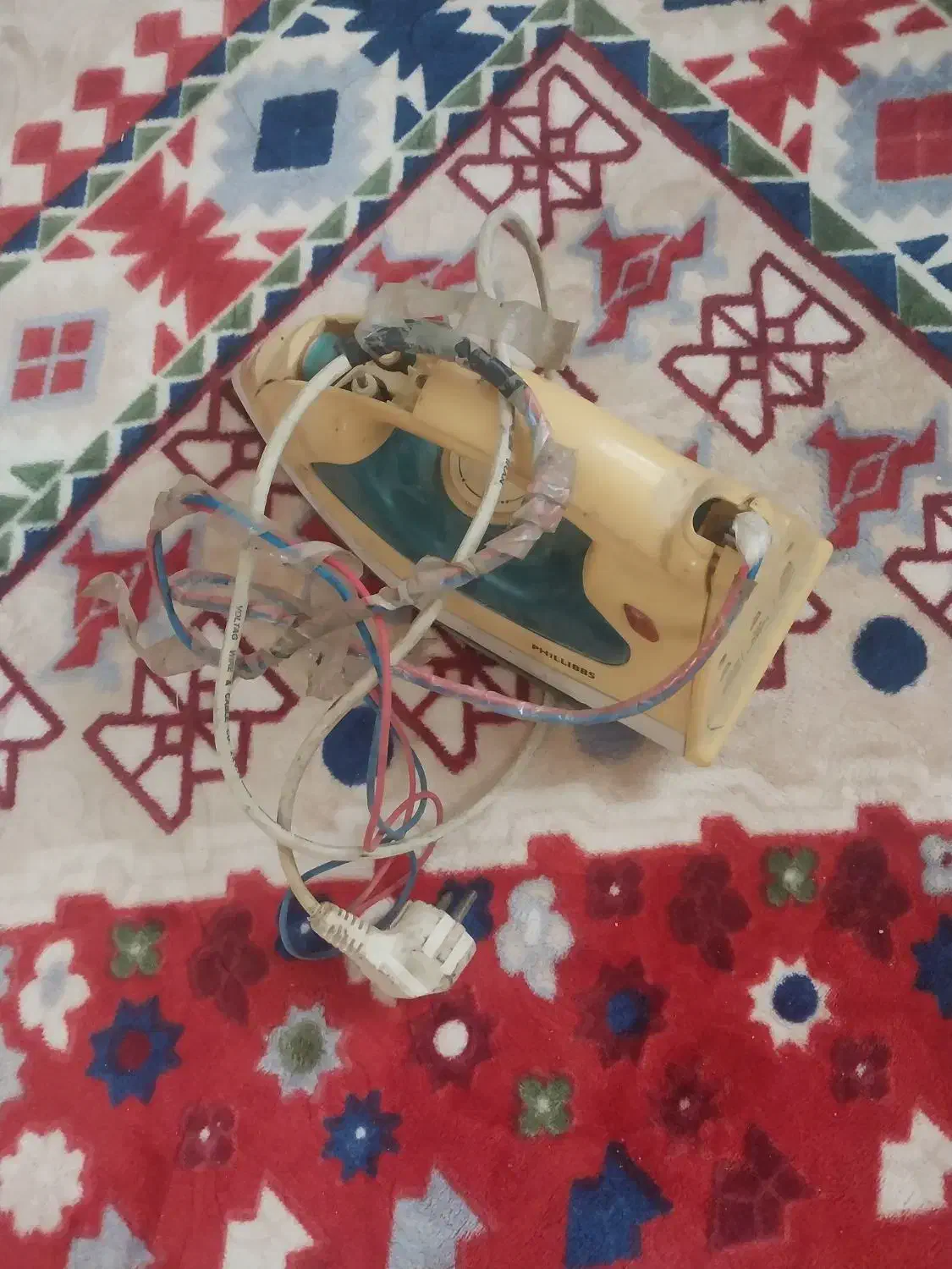 اتو لباس قدیمی سالم|اتو و لوازم اتو|جیرفت, |دیوار