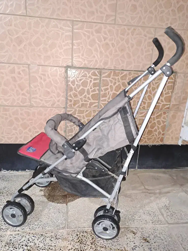 کالسکه تمیز درحدنو|کالسکه و لوازم جانبی|دوگنبدان, |دیوار