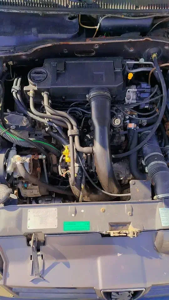 مدل 82بدون کوچکترین ضربه موتور درجه یک وحشی|خودرو سواری و وانت|مرودشت, بیست متری بیمارستان|دیوار