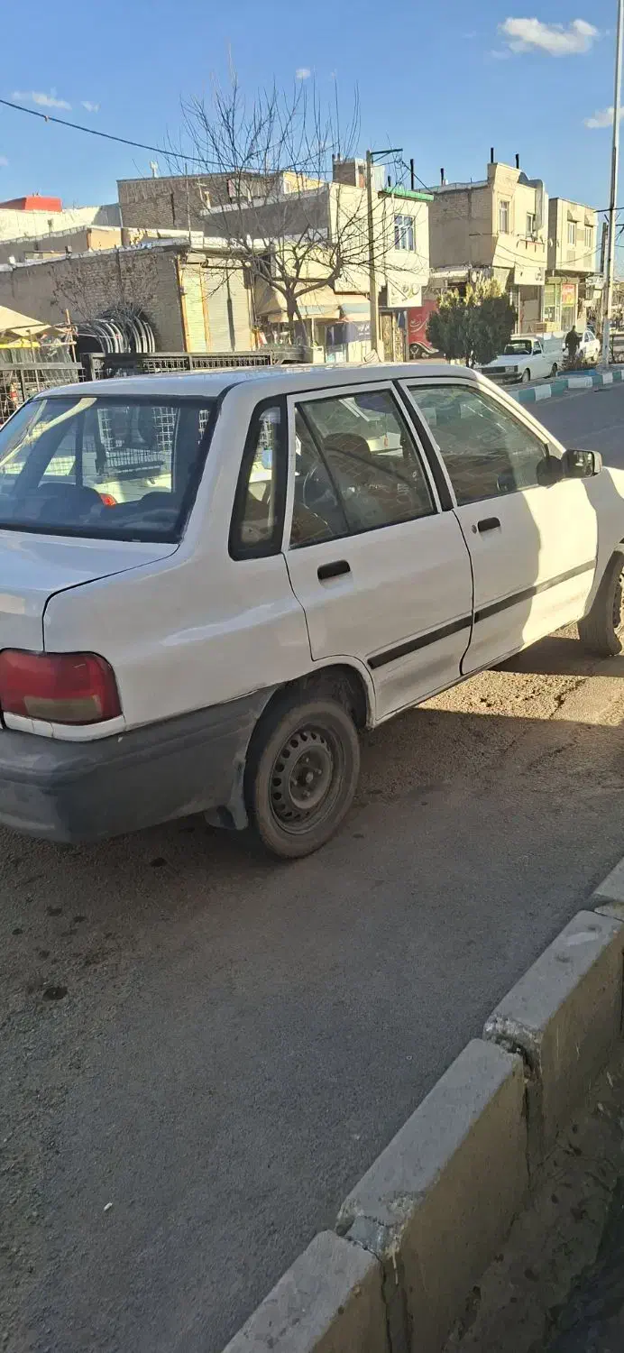 پراید مدل ۸۲|خودرو سواری و وانت|صائین قلعه, |دیوار