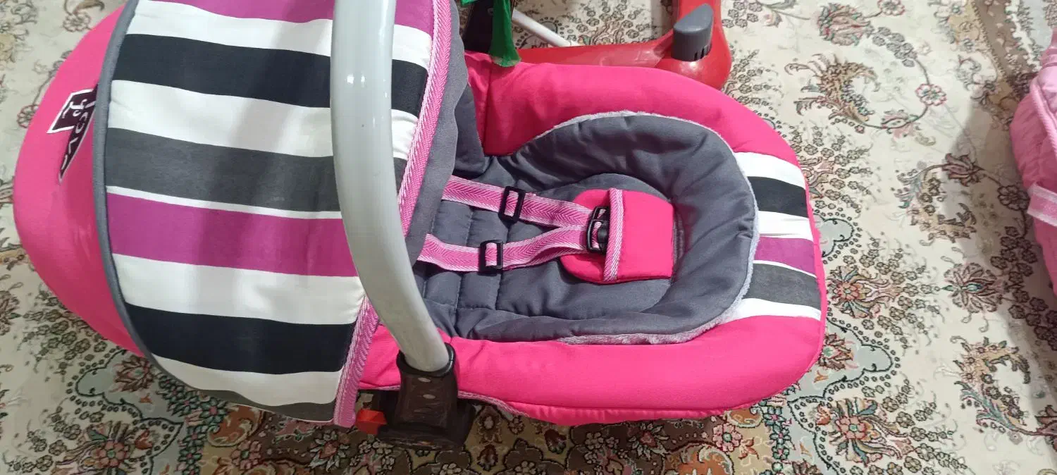 کریر|کالسکه و لوازم جانبی|خمینیشهر, |دیوار