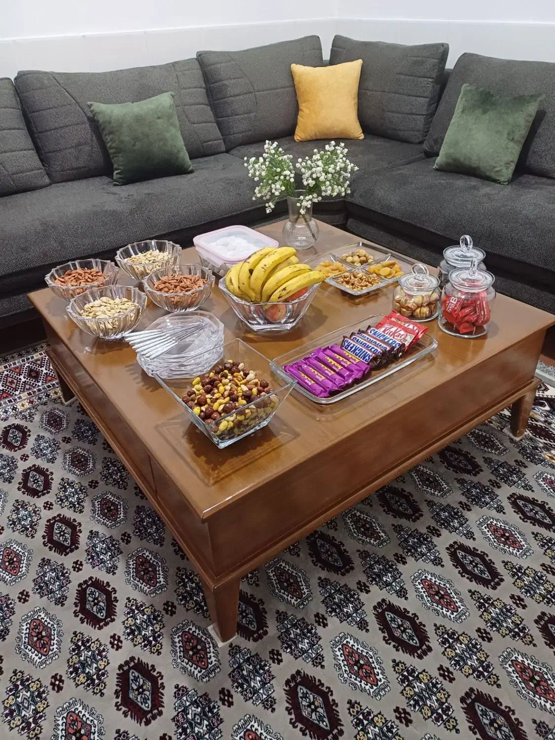 جلومبلی|مبلمان اداری|آق قلا, |دیوار