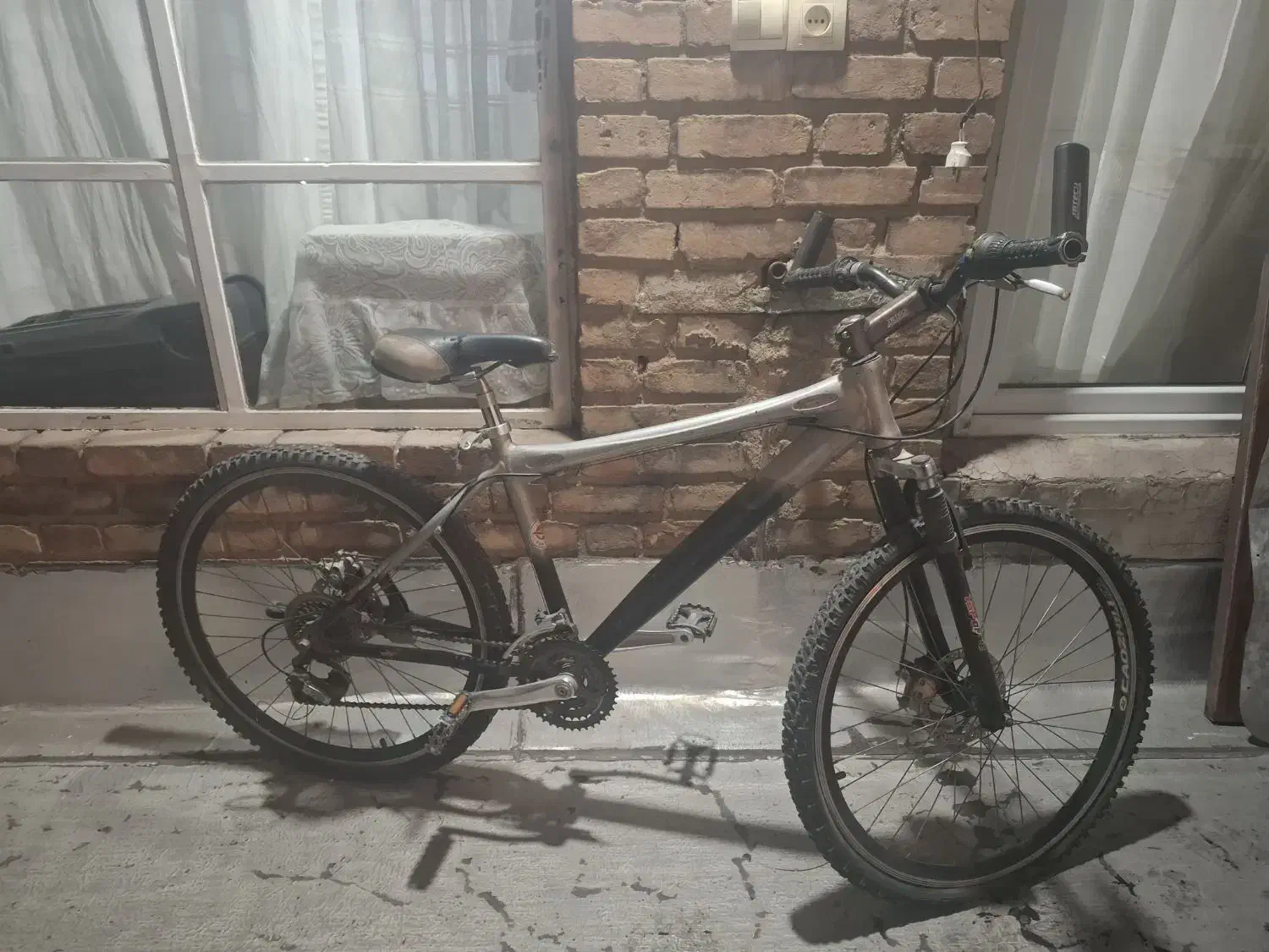 دوچرخه ۲۷ تمام آلمینیومی|دوچرخه، اسکیت، اسکوتر|تهران, خواجه نظام الملک|دیوار