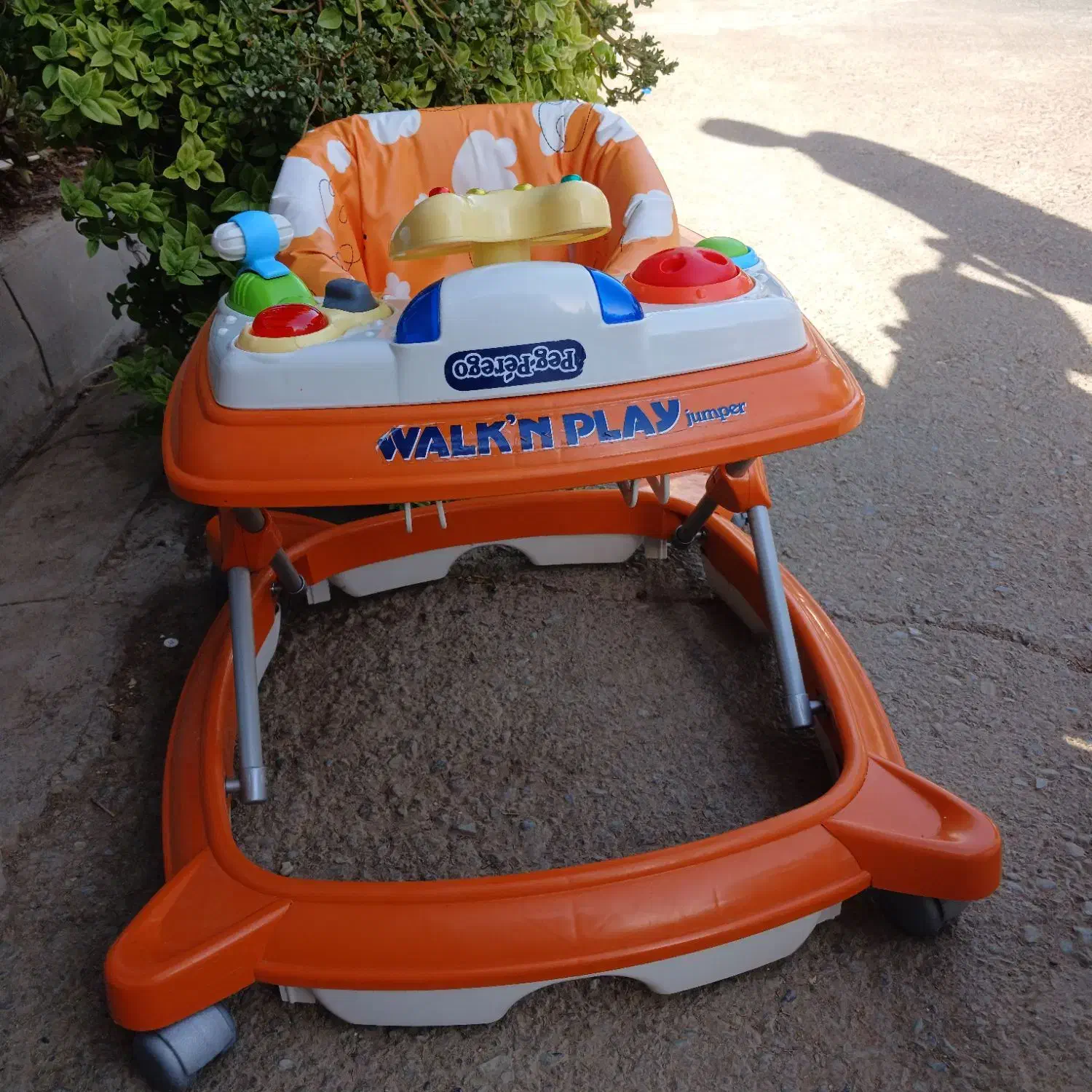 روروک خارجی کارکرده سالم تمیز .|کالسکه و لوازم جانبی|تهران, ایوانک|دیوار