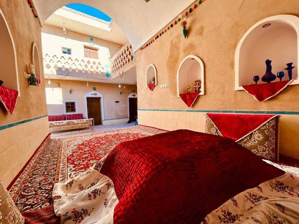 رزرو‌ اقامتگاه بومگر‌دی راوی کویر مصر / هتل/ سوئیت|اجارهٔ کوتاه‌مدت ویلا و باغ|خور (اصفهان), |دیوار