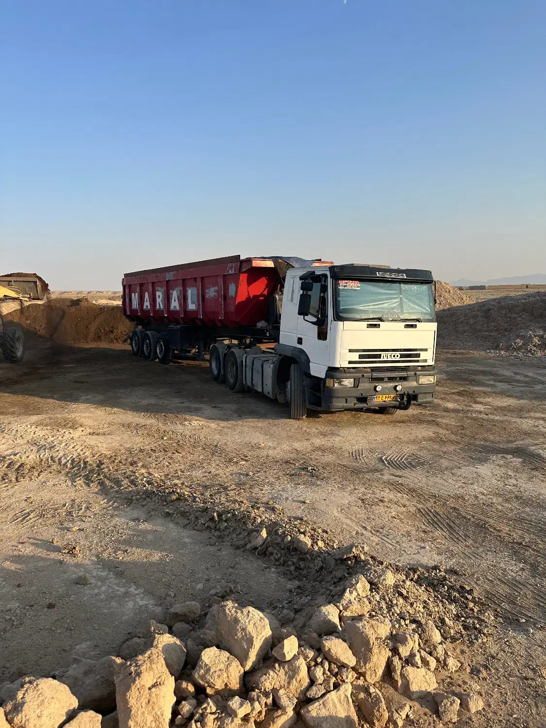 کشنده ایویکو ۴۴۰با کمپرس مارال ۹۱|خودرو سنگین|بندرعباس, |دیوار