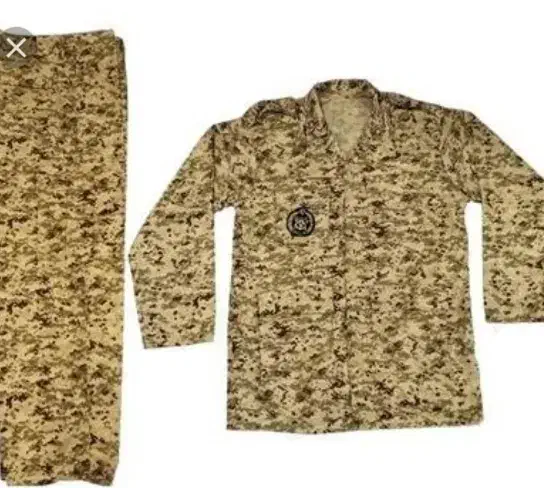 یه دست لباس ارتش سربازی سایرز۴۲.۴۴با پوتین نو نو۴۳|لباس|اصفهان, آفاران|دیوار