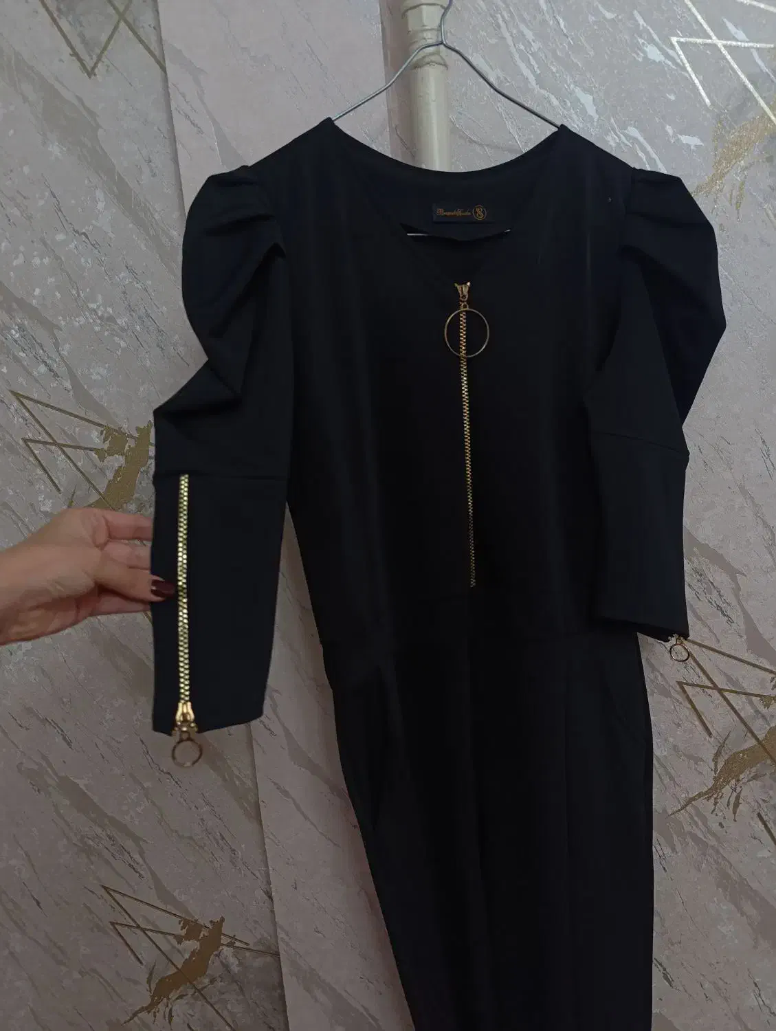 لباس مجلسی|لباس|تبریز, |دیوار