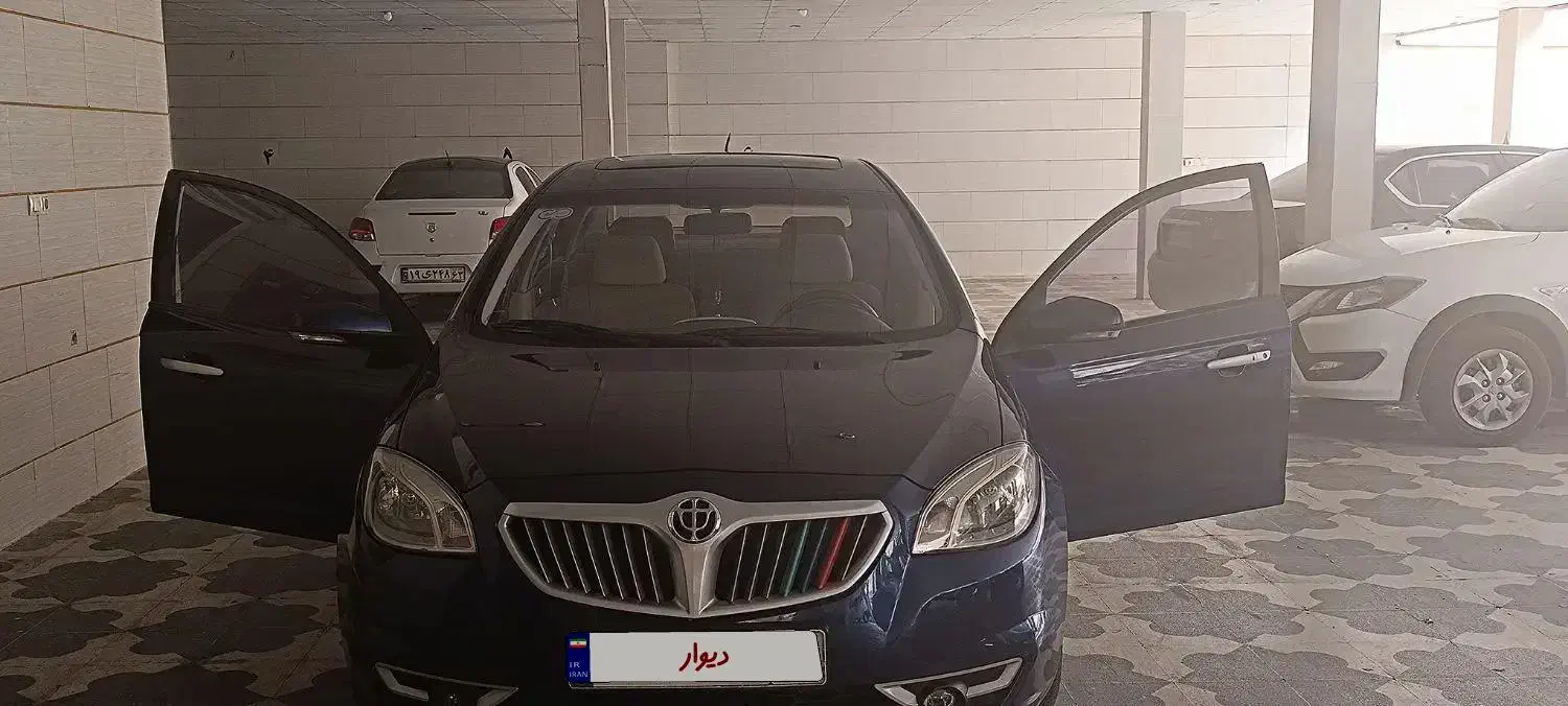 برلیانس h330 اتوماتیک فوقالعاده تمیز|خودرو سواری و وانت|شیراز, زند|دیوار