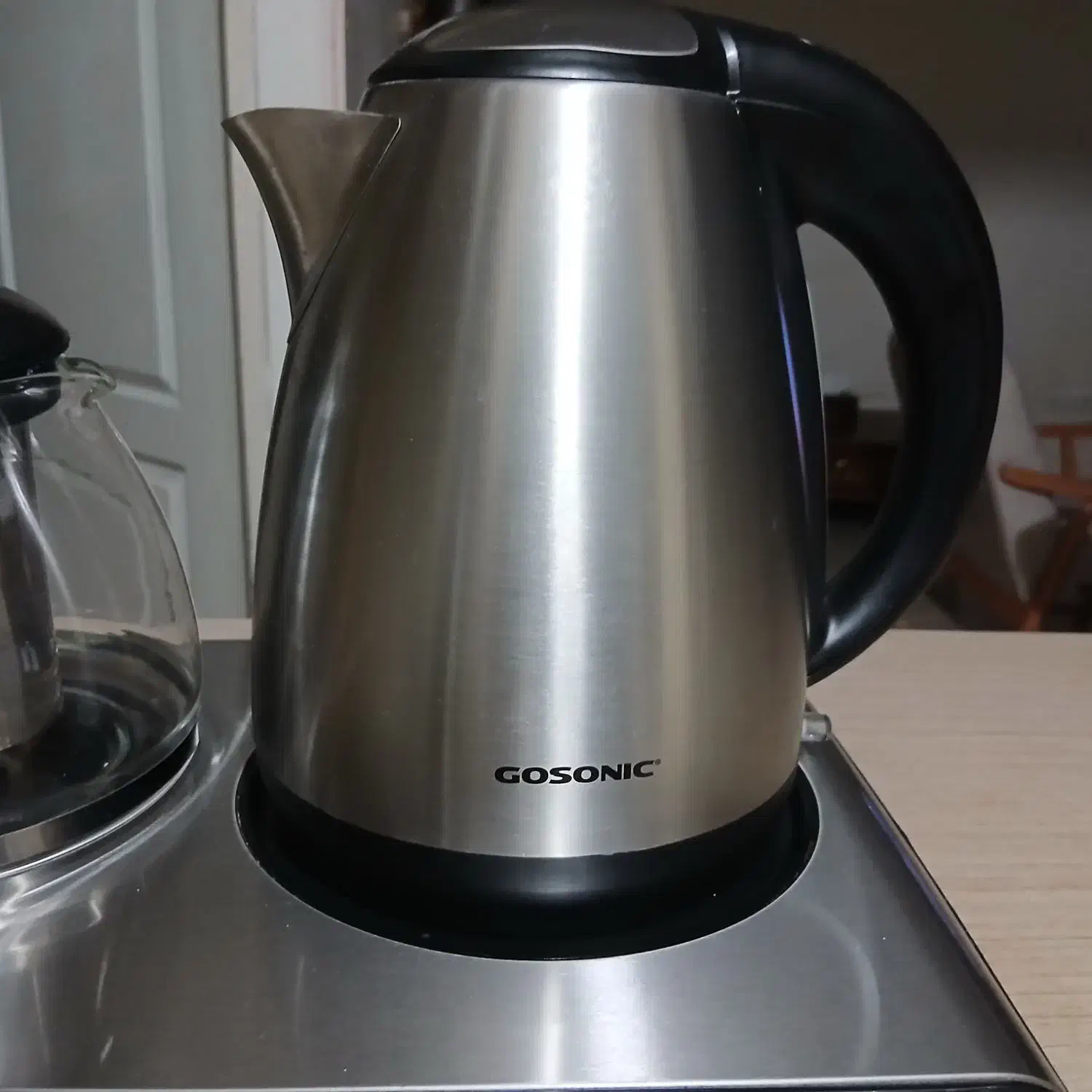 چایساز گوسنیک|سماور، چای‌ساز، قهوه‌ساز|باغستان, |دیوار