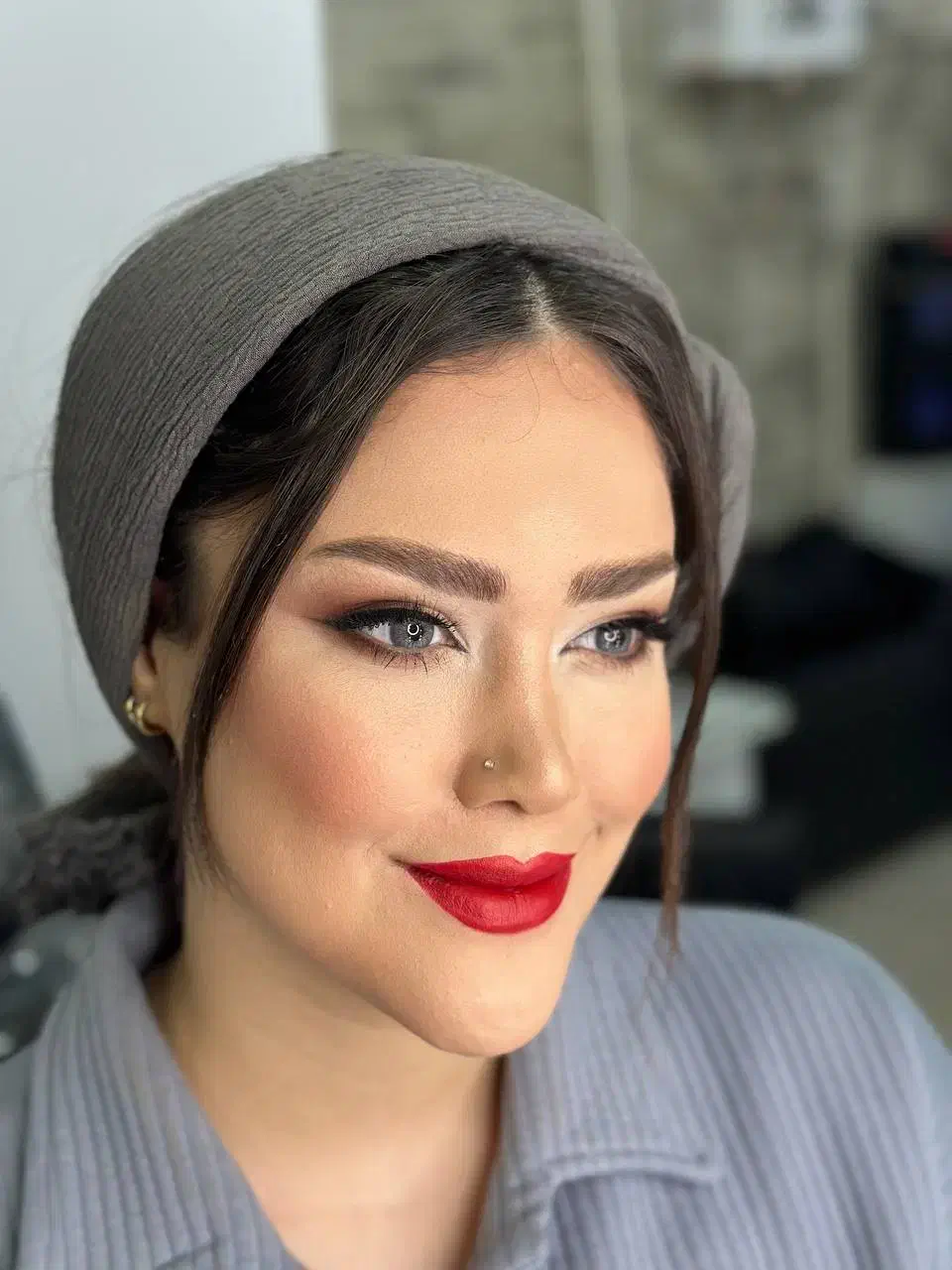 میکاپ و شنیون با تخفیف|خدمات آرایشگری و زیبایی|رشت, انصاری|دیوار