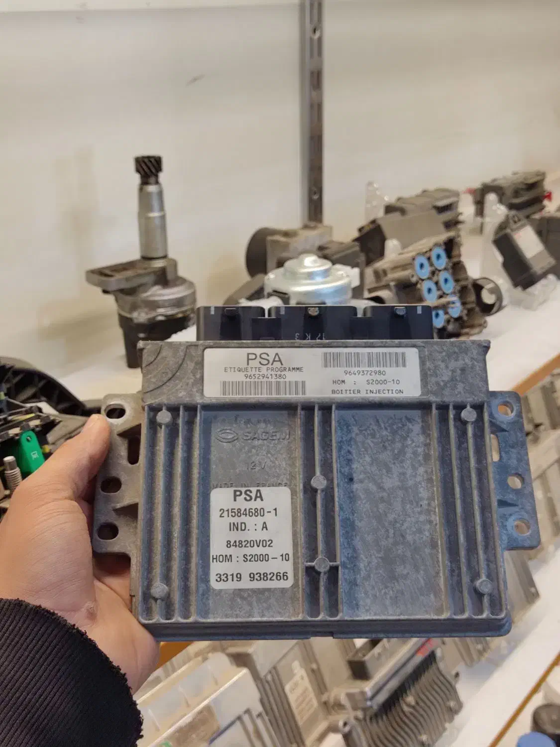 ایسیو انواع خودرو ایرانی و خارجی|قطعات یدکی و لوازم جانبی|اصفهان, جنیران (لادان)|دیوار