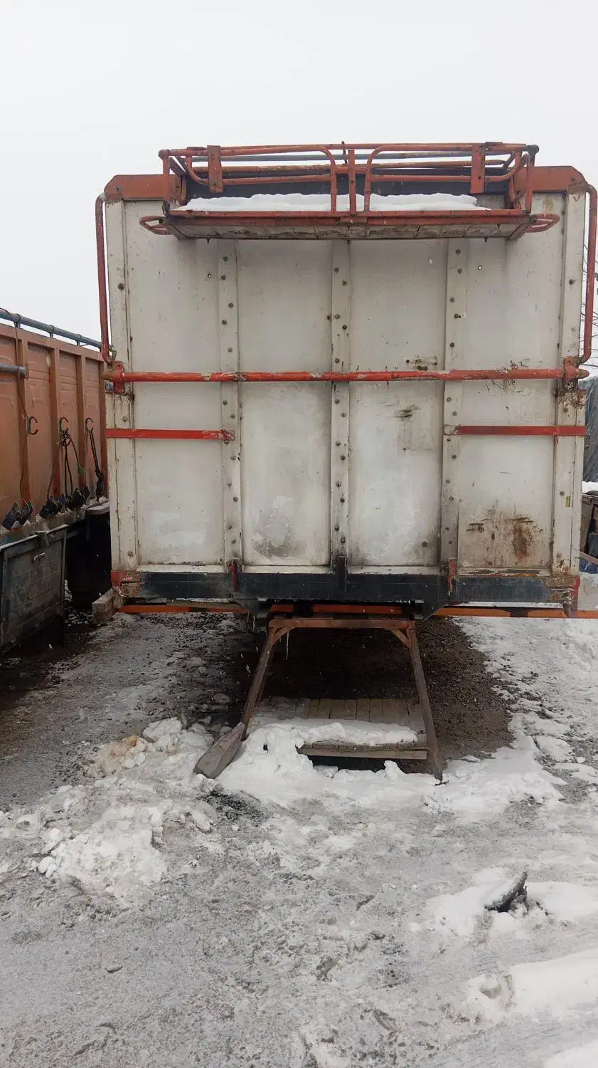 اتاق عقب|خودرو سنگین|همدان, |دیوار