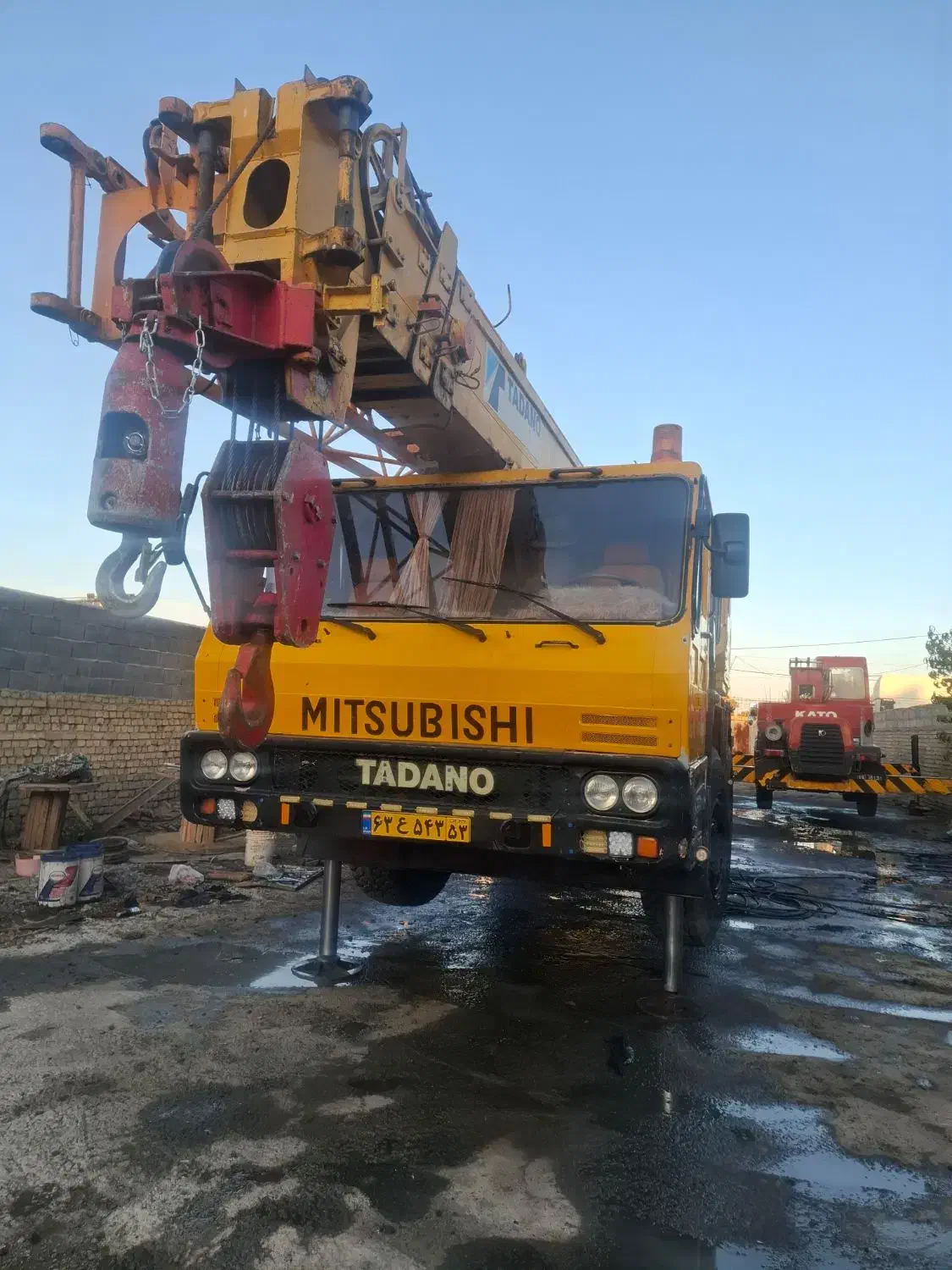 جرثقیل ۳۰ تن تادانو|خودرو سنگین|گلپایگان, |دیوار