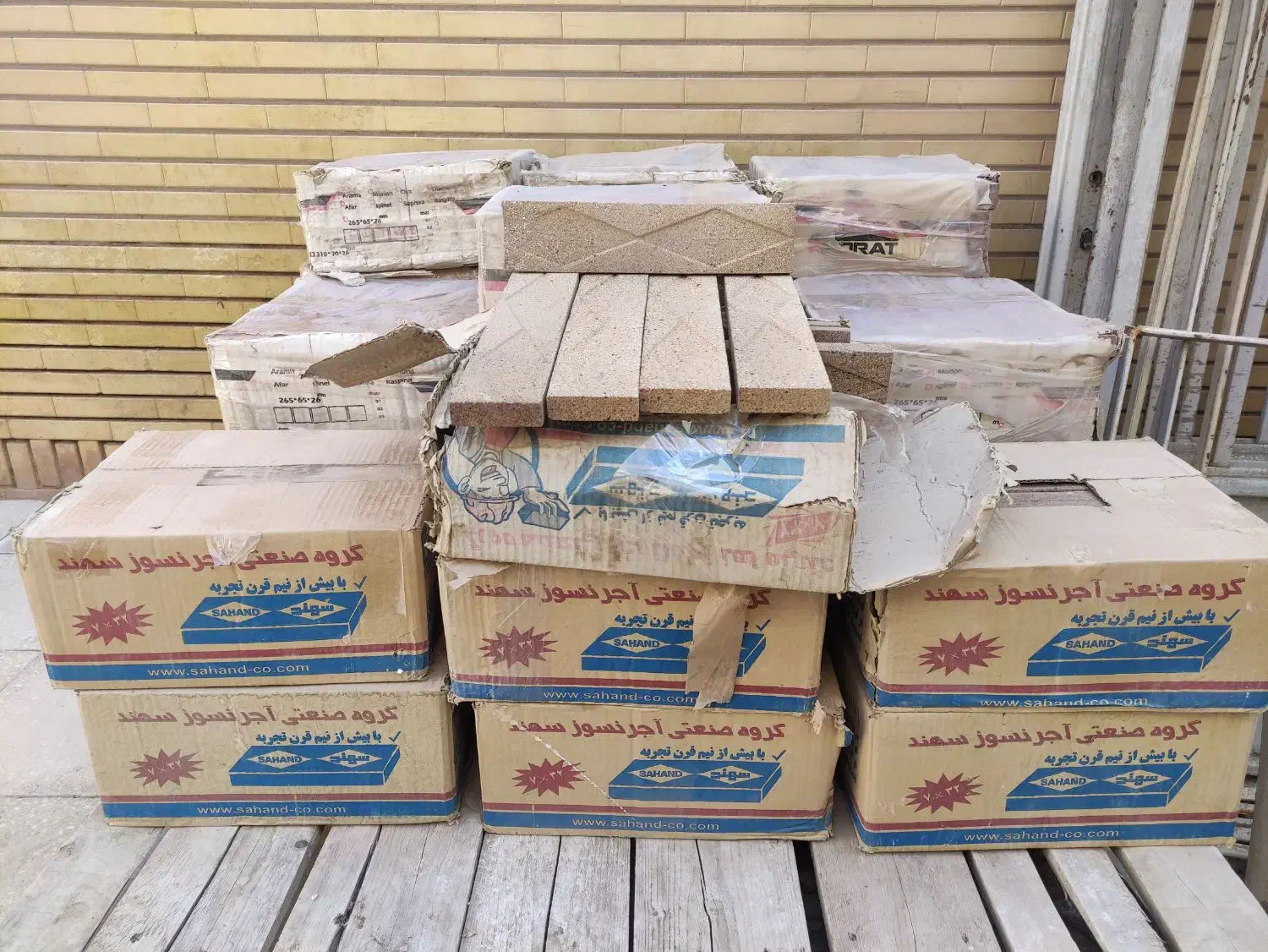 آجرنمای نسوز|مصالح و تجهیزات ساختمان|آران و بیدگل, |دیوار