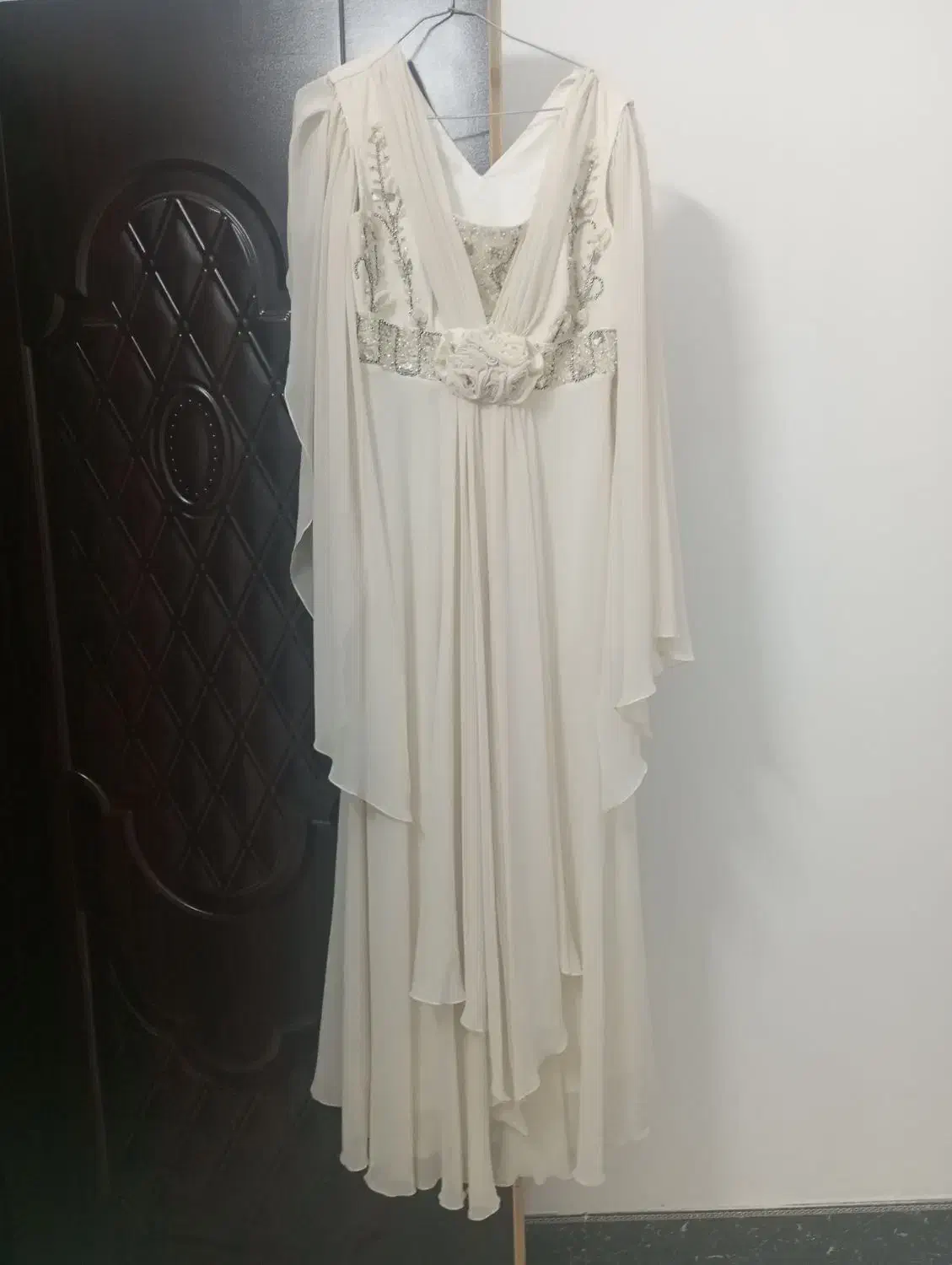 لباس مجلسی حریر|لباس|دامغان, |دیوار