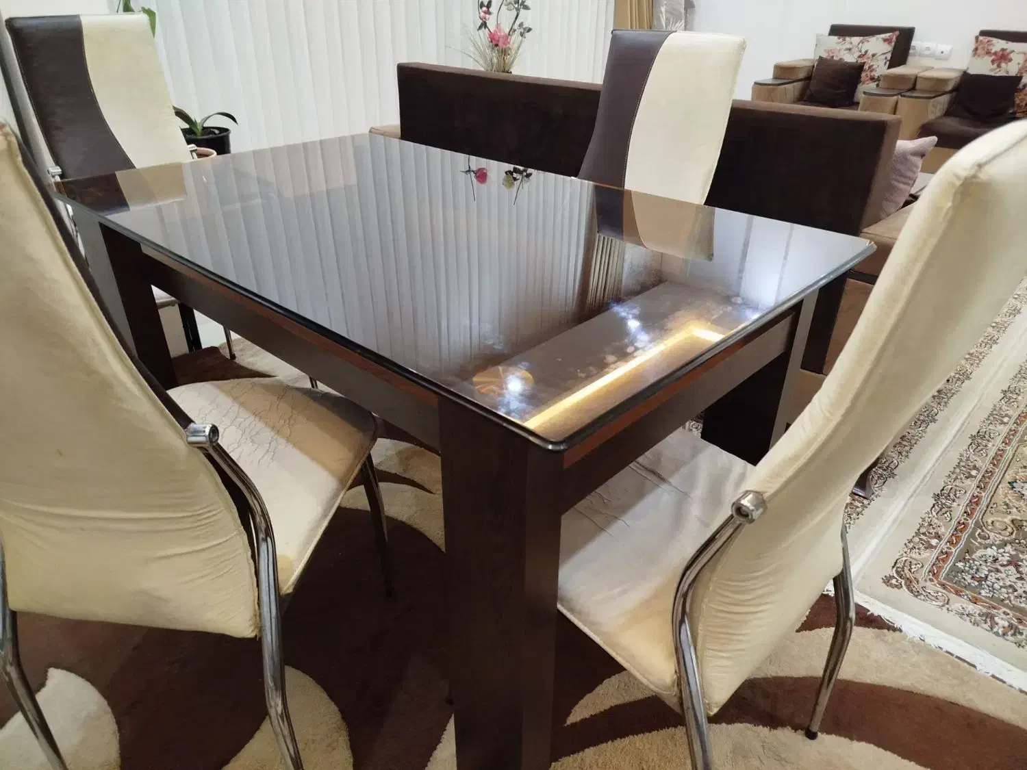 میز ناهارخوری ۴ نفره|میز و صندلی غذاخوری|مشهد, نوید|دیوار