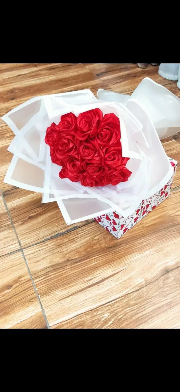 یلدا ،گل یلدایی با بهترین کیفیت و نازلترین قیمت|گل مصنوعی|تربت‌حیدریه, آغوی|دیوار