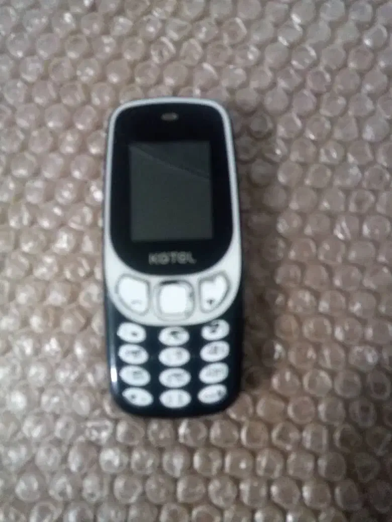 گوشی موبایل  میز غذا خوری 6نفره و درب اتاق|موبایل|فردیس, فرامرزیه|دیوار