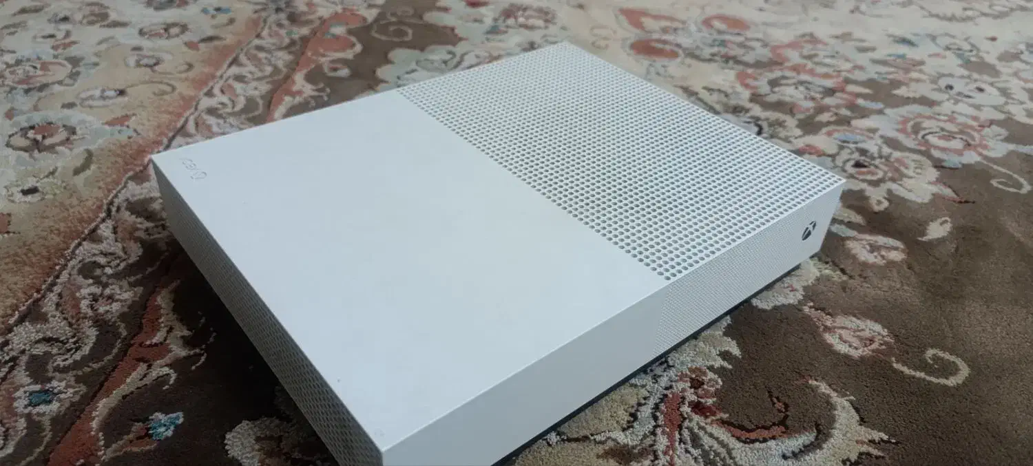 Xbox one s|کنسول، بازی ویدئویی و آنلاین|مشهد, شهرک بهارستان|دیوار