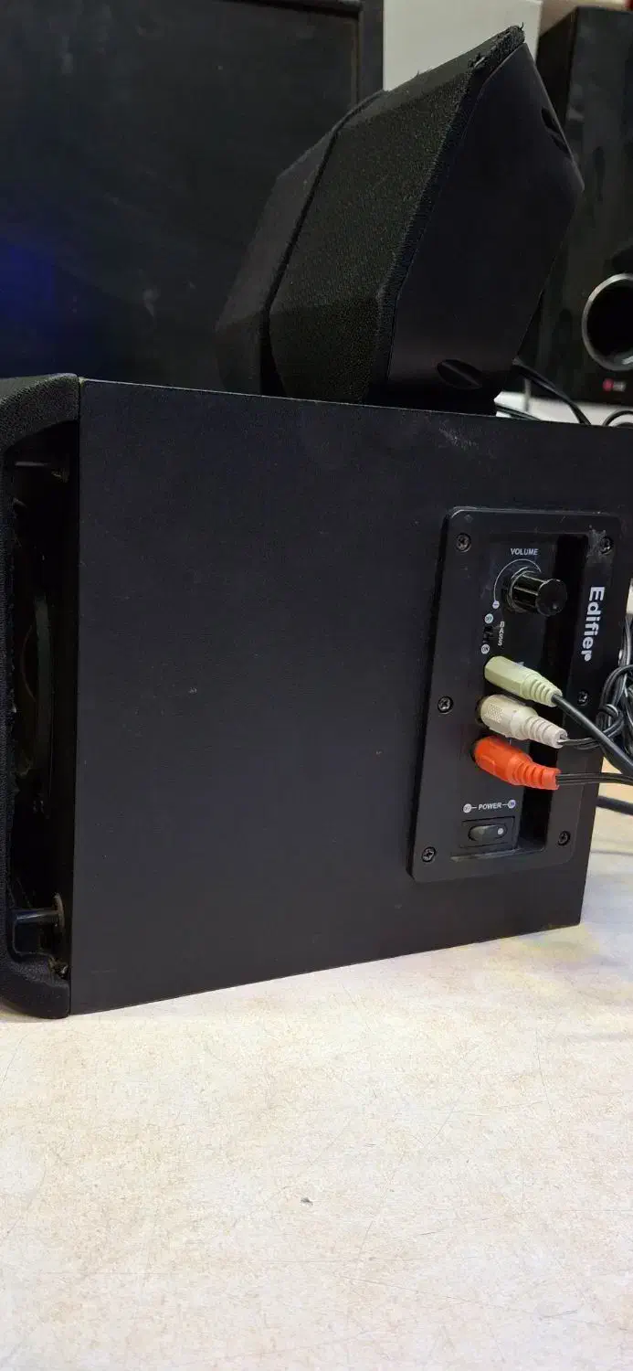 اسپیکر کامپیوتر ۳ تیکه برند ادیفایر|سیستم صوتی خانگی|زاهدان, |دیوار