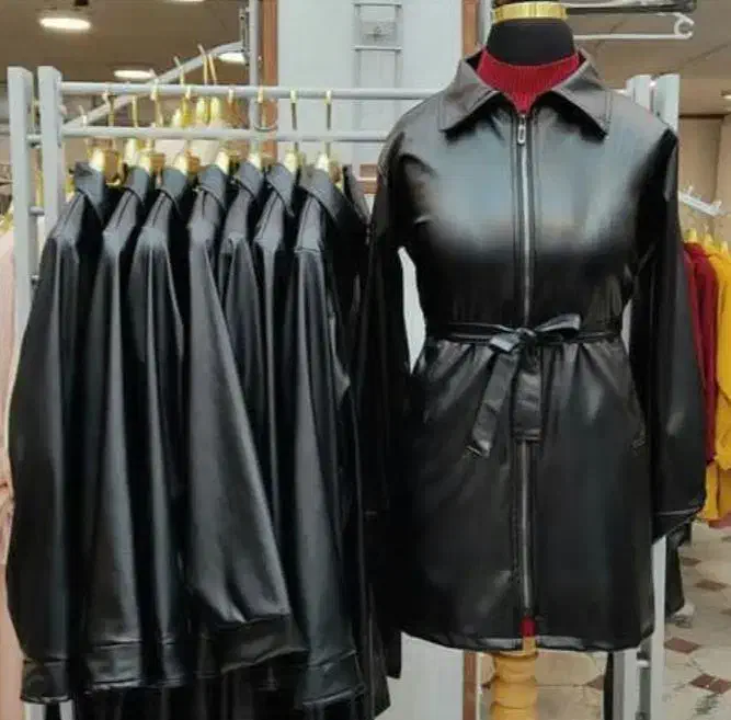 مانتو چرم|لباس|گرگان, |دیوار