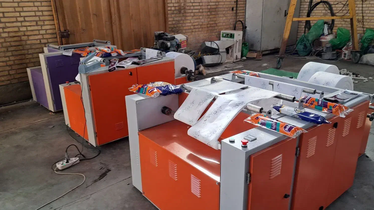 دستگاه رول به رول سفره یک بار مصرف و دخت پرفراز|ماشین‌آلات صنعتی|شریف‌آباد, |دیوار