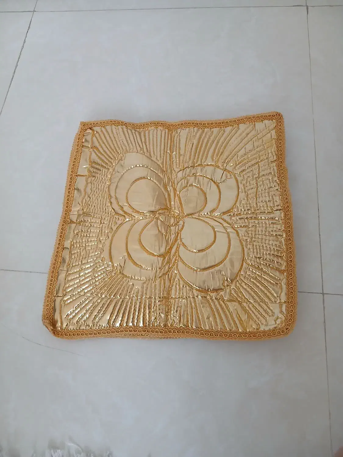 کوسن|سرویس روتختی|اراک, |دیوار
