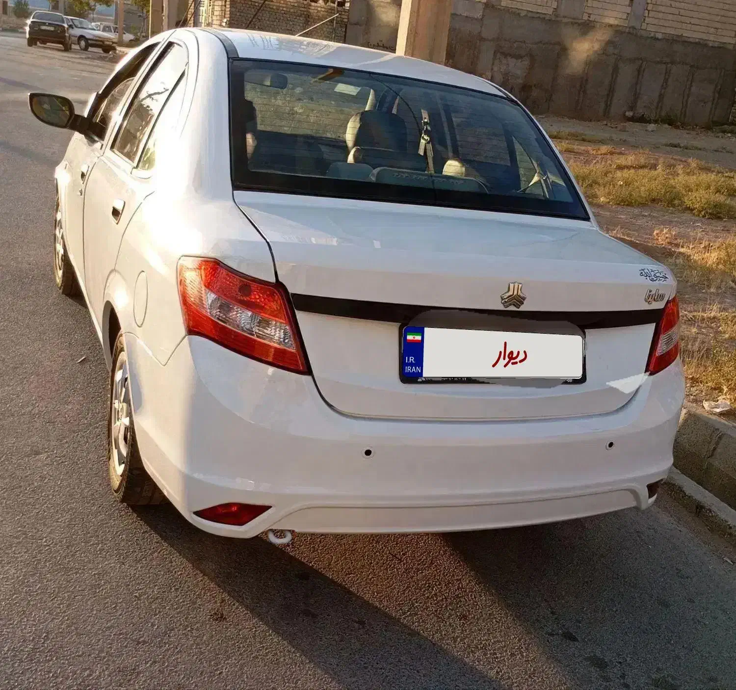 ساینا مدل ۹۸ در حد نو|خودرو سواری و وانت|بروجرد, |دیوار