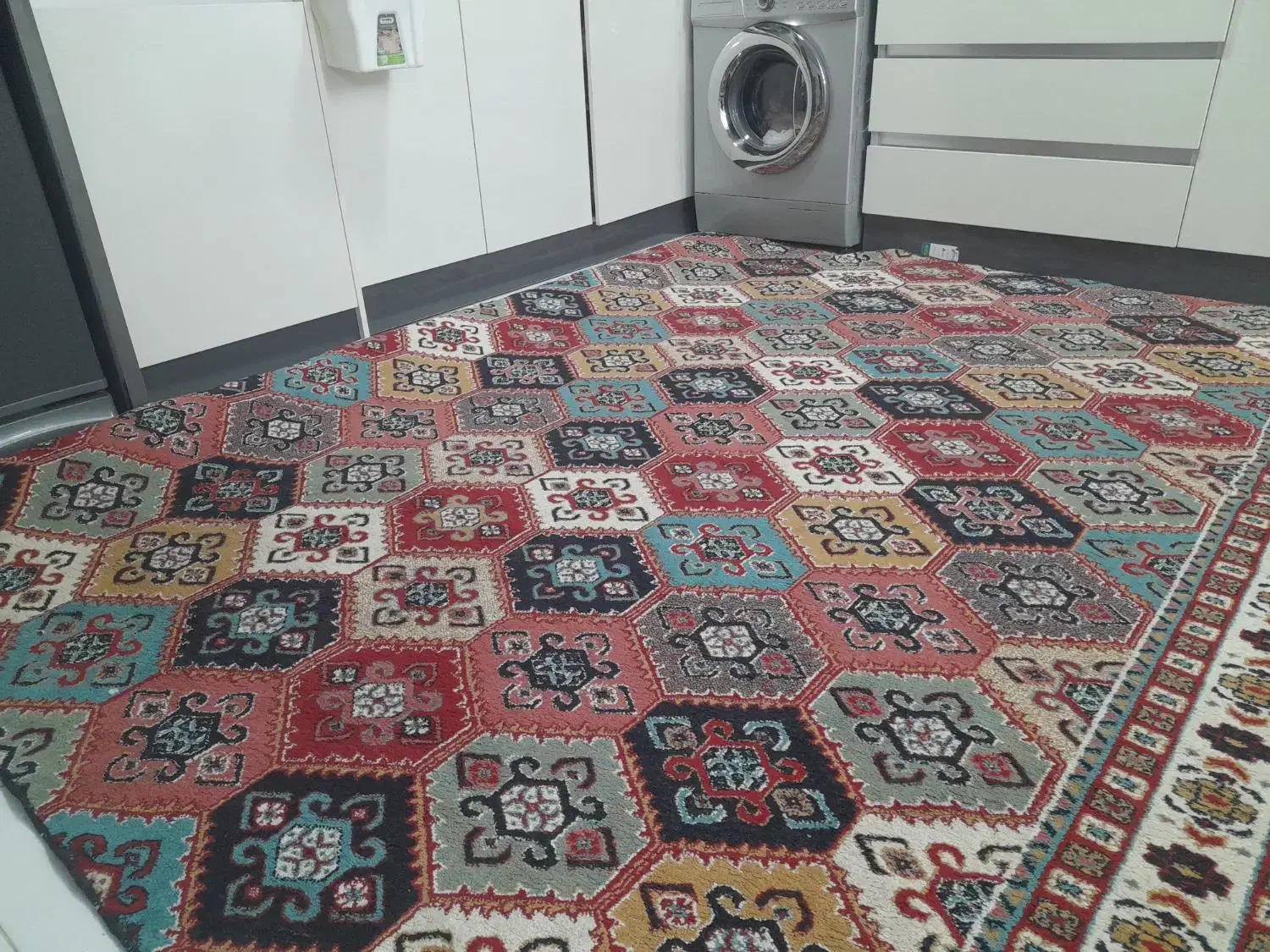 فرش آشپزخانه|فرش|زنجان, |دیوار