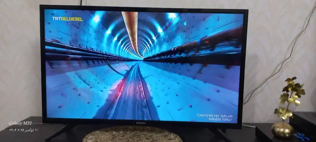 تلوزیون 32 اینچ مجیک با کیفیت بالا درحد نو|تلویزیون و پروژکتور|شهریار, کهنز|دیوار