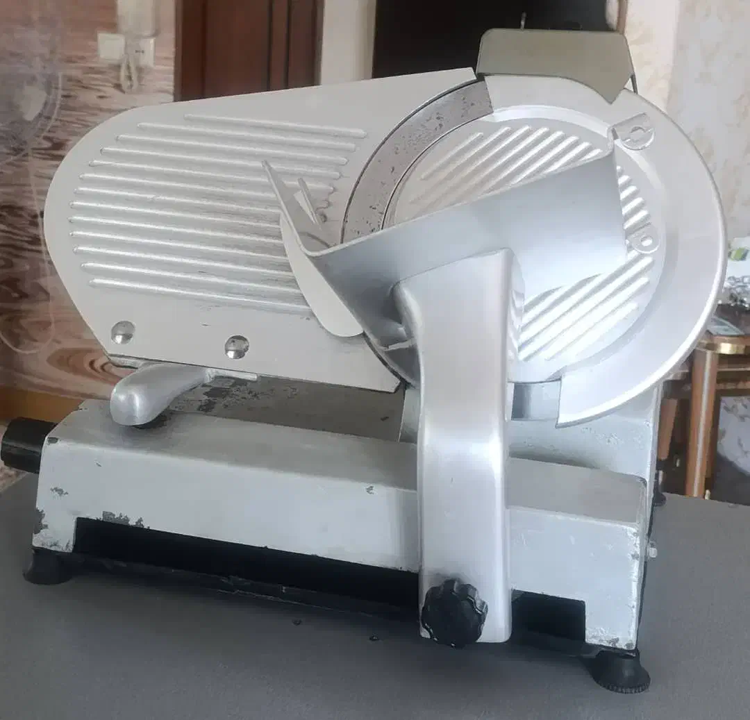 کالباس بر محک|فروشگاه و مغازه|آستارا, |دیوار