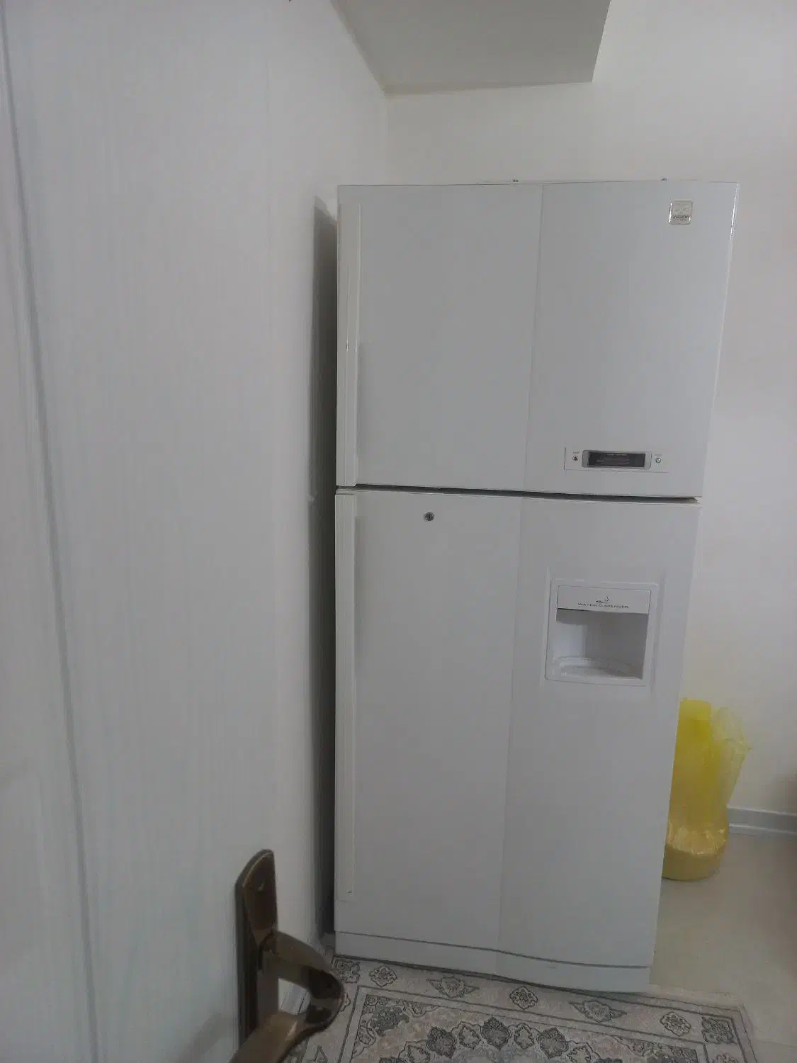 یخچال فریزر سالم|یخچال و فریزر|شاهین‌شهر, عطار|دیوار