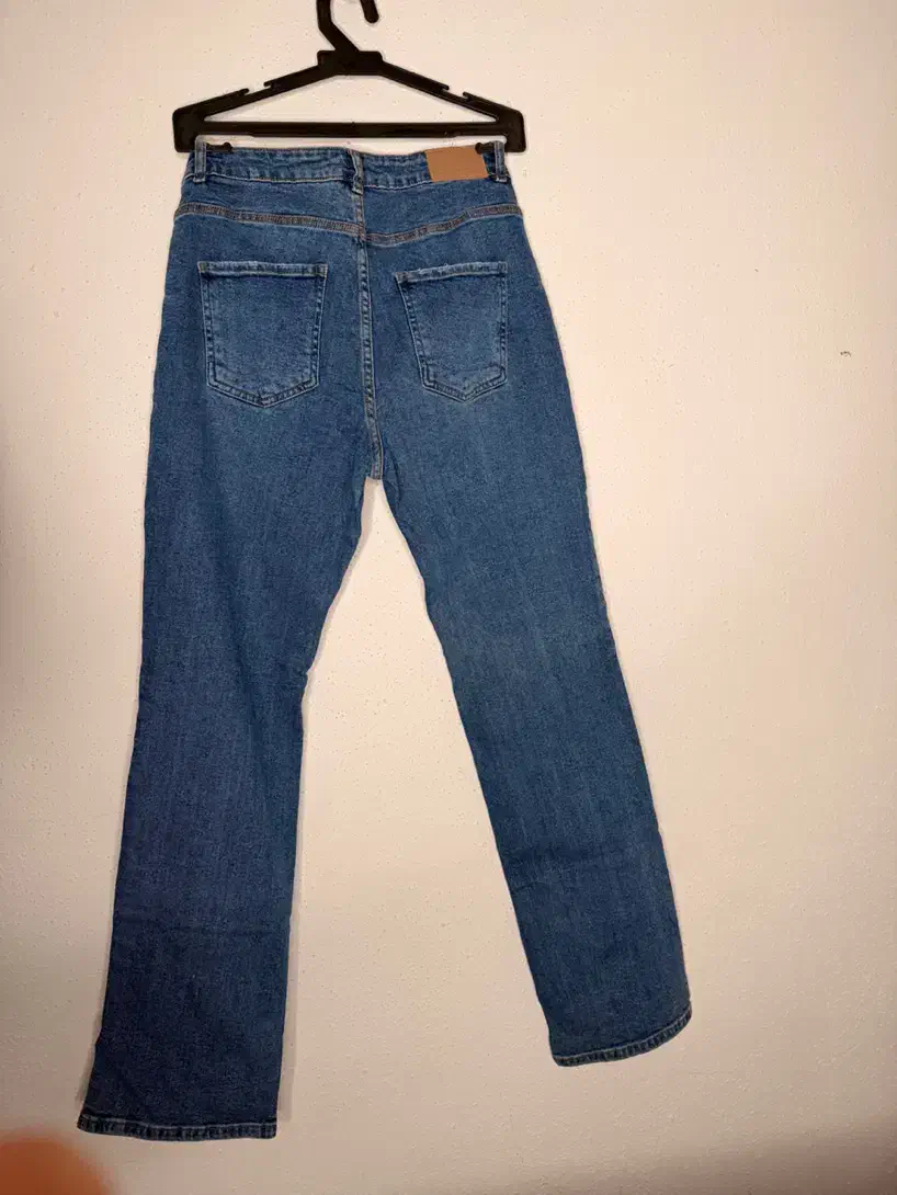 جین برشکا اورجینال|لباس|تهران, دبستان|دیوار