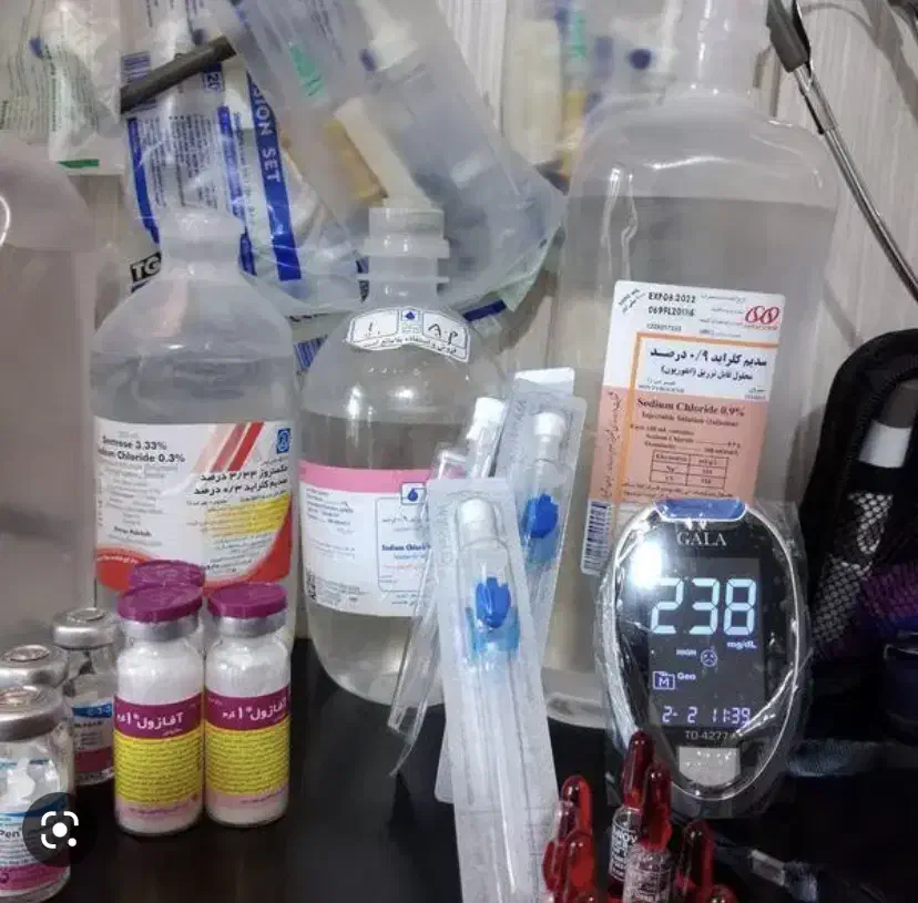 تزریقات پانسمان بخیه سوند سرمتراپی پرستاری در منزل|خدمات آرایشگری و زیبایی|کرج, عظیمیه|دیوار