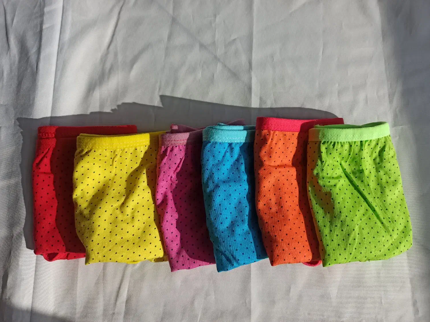 کبریتی|لباس|بجنورد, |دیوار