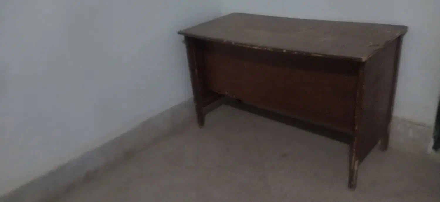 میزکامپیوتر|میز تحریر و کامپیوتر|گلبهار, شهر جدید گلبهار|دیوار