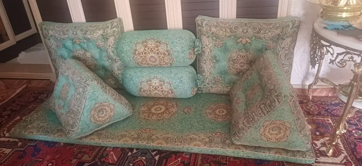 سرویس سنتی شاه نشین خوش رنگ|پشتی|تبریز, |دیوار