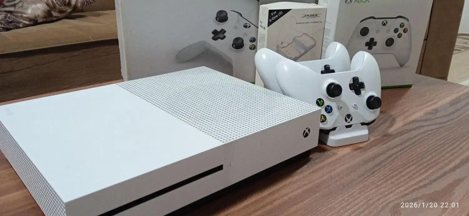 Xbox one s 1TB|کنسول، بازی ویدئویی و آنلاین|پیرانشهر, |دیوار