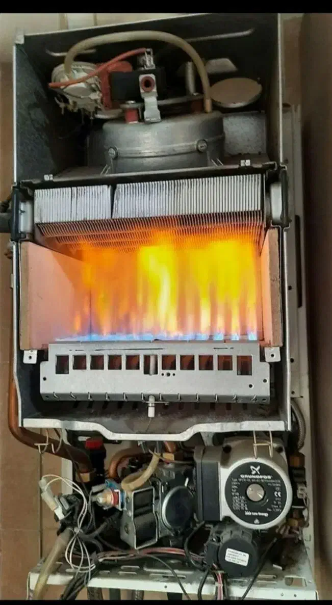 سرویسکار پکیج آبگرمکن کولرگازی هواساز گاز رومیزی|خدمات پیشه و مهارت|مشهد, صیاد شیرازی|دیوار