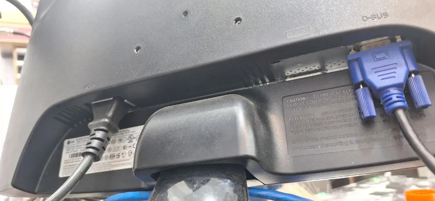 مانیتور LG|تلویزیون و پروژکتور|شیراز, ملاصدرا|دیوار