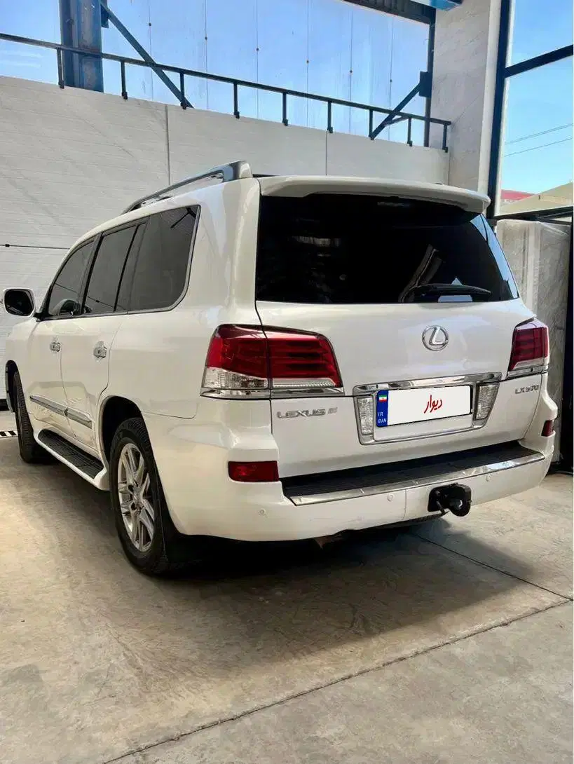 لکسوس lx570 مدل ۲۰۱۳ فول در حد|خودرو سواری و وانت|تهران, جماران (نیاوران)|دیوار