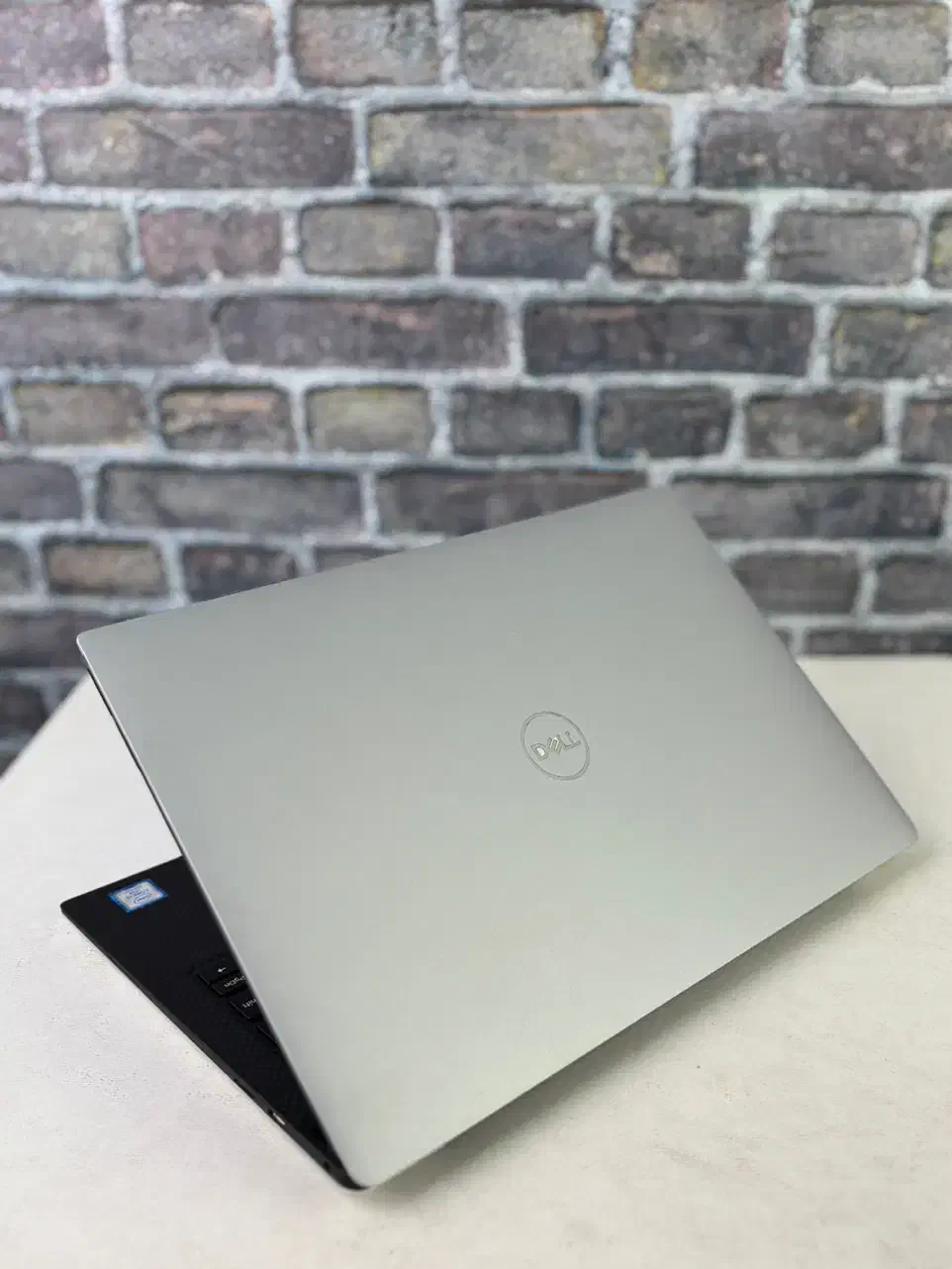 لپتاپ Dell xps/باریک و سبک/پردازندهi5 نسل ۸/تمیز|رایانه همراه|تهران, میدان ولیعصر|دیوار