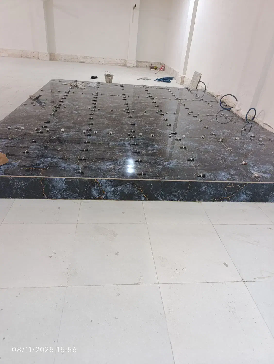 کاشی کاری|خدمات پیشه و مهارت|کاشان, کارگر|دیوار