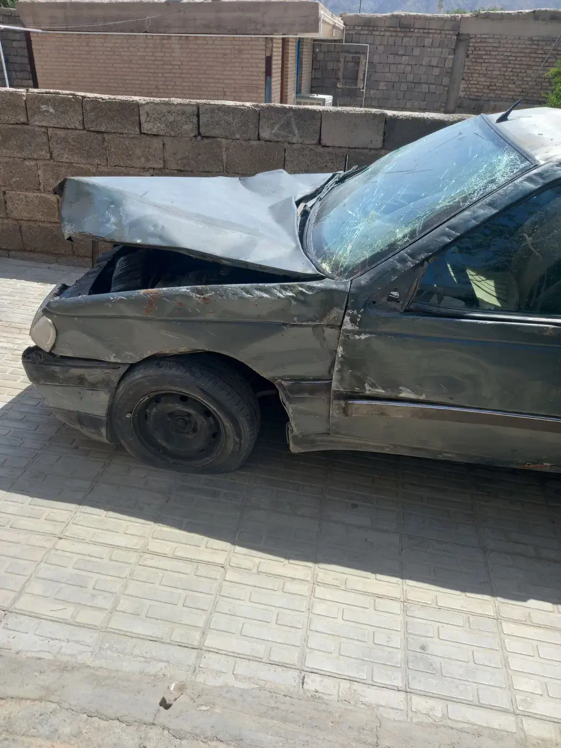 پژو۲۰۰۰تصادفی|خودرو سواری و وانت|گلباف, |دیوار