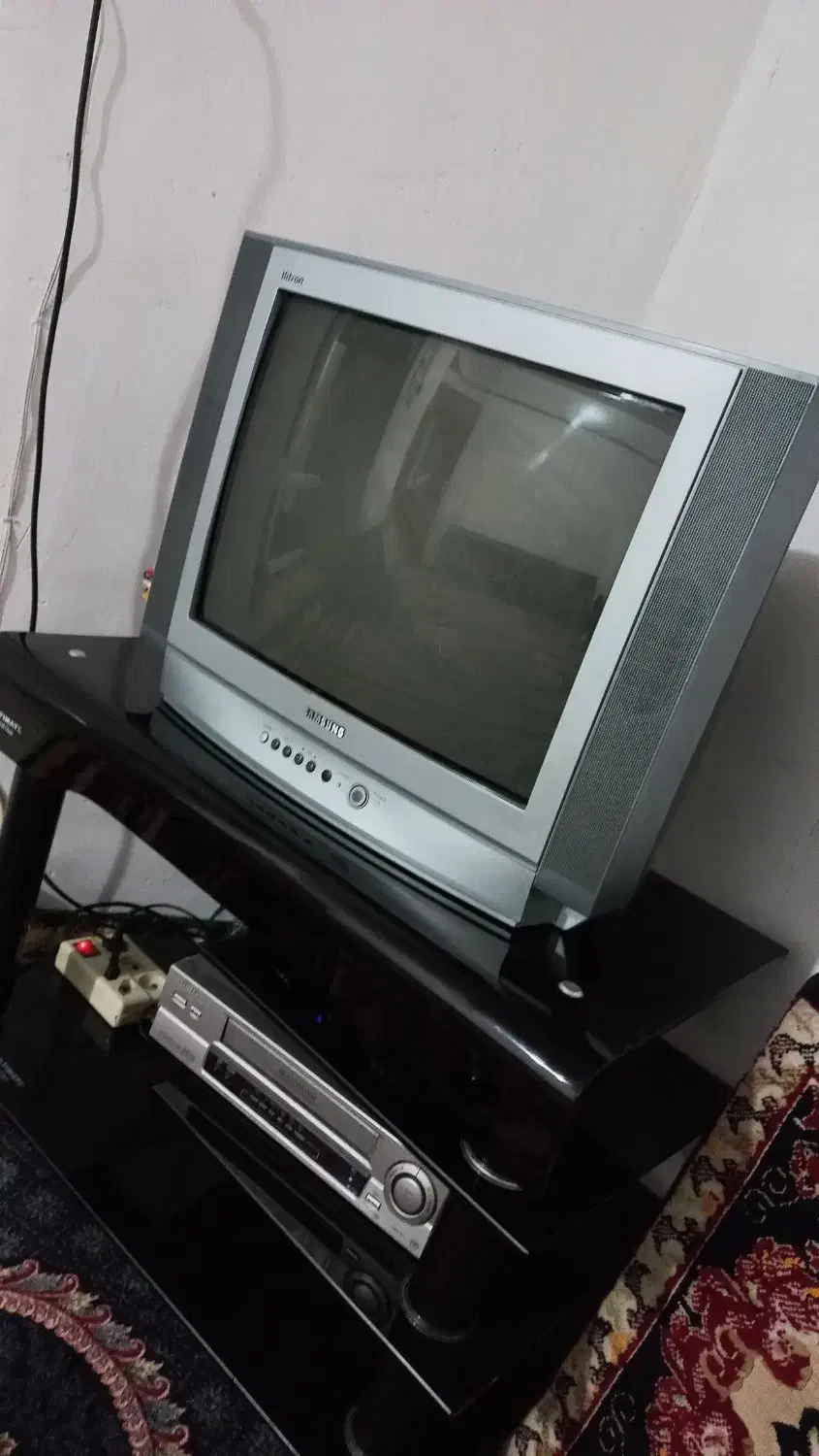 تلوزیون قدیمی|تلویزیون و پروژکتور|سقز, |دیوار