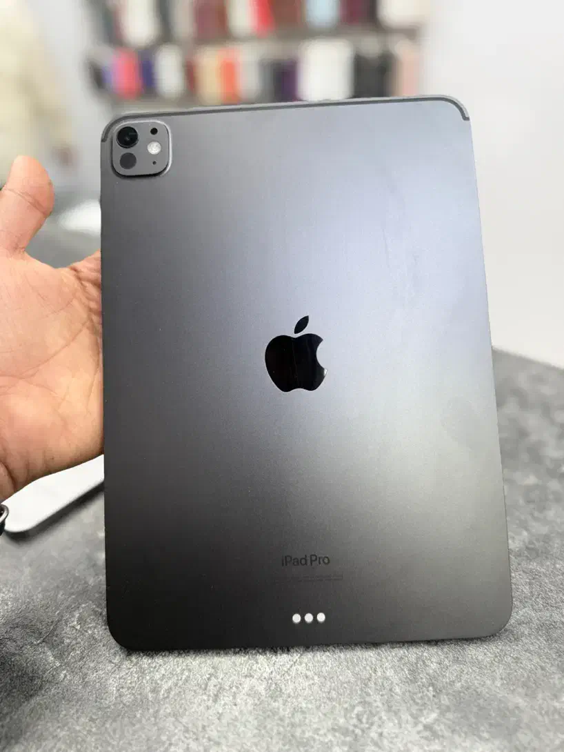 ipad pro|تبلت|شیراز, گود عربان|دیوار