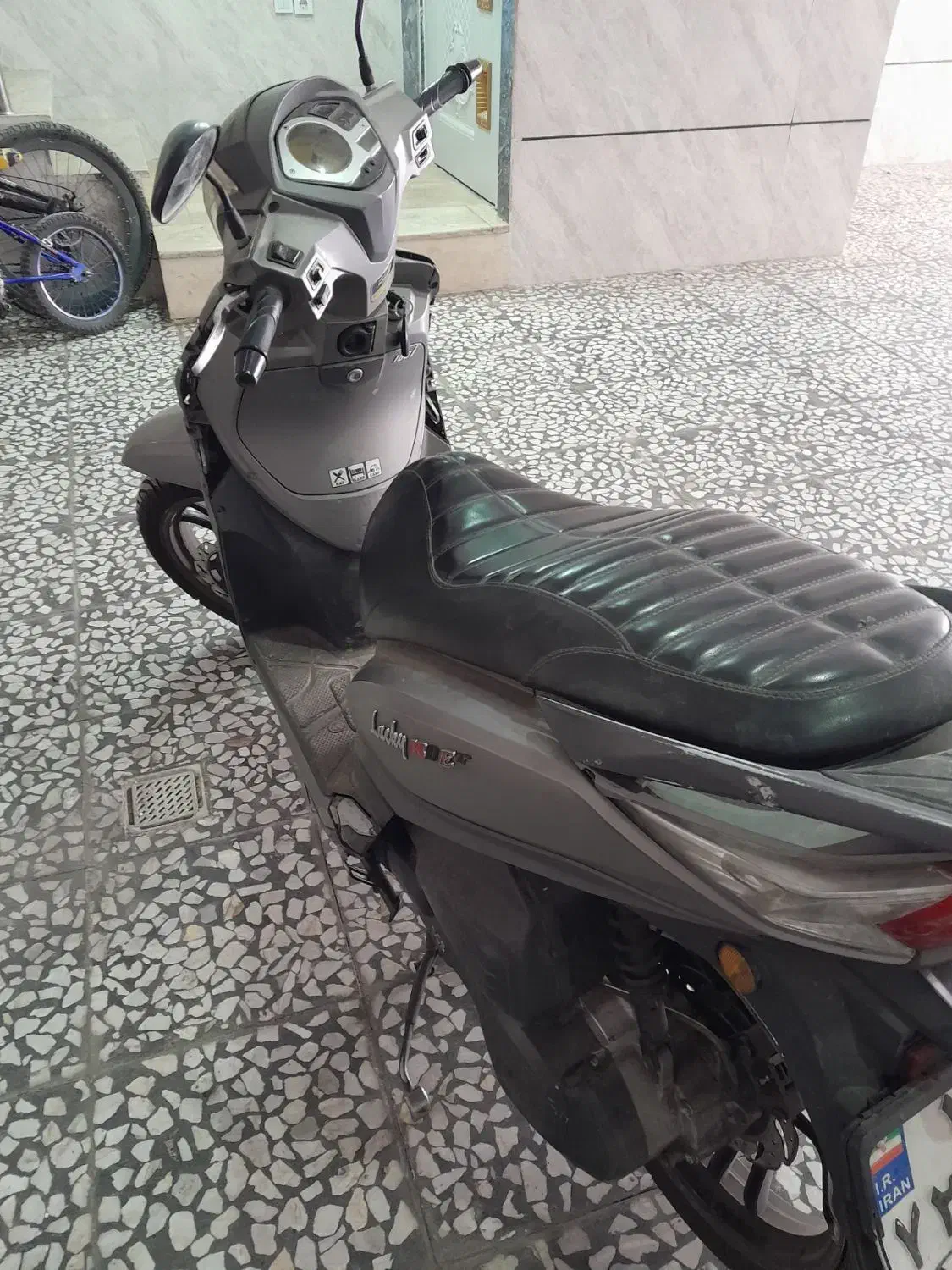 لاکی ۱۸۰|موتورسیکلت|اسلام‌شهر, شهرک قائمیه|دیوار