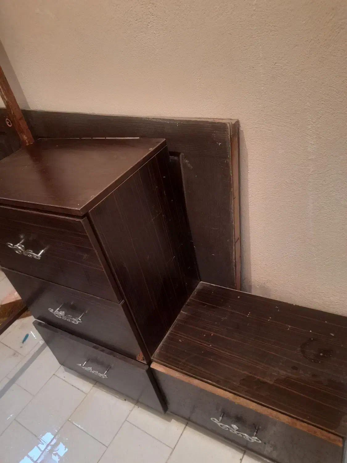 دراور تمیز|جاکفشی، کمد، دراور|پرند, فاز ۵|دیوار