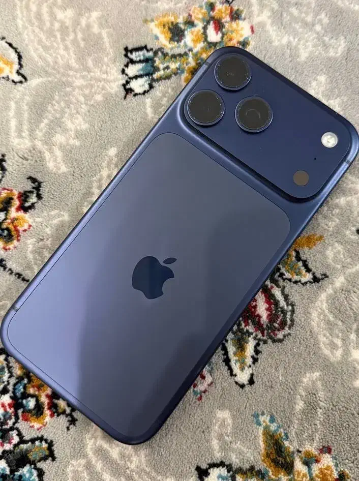 ۱۷ پرومکس ۲۵۶ ch|موبایل|تهران, گیشا|دیوار